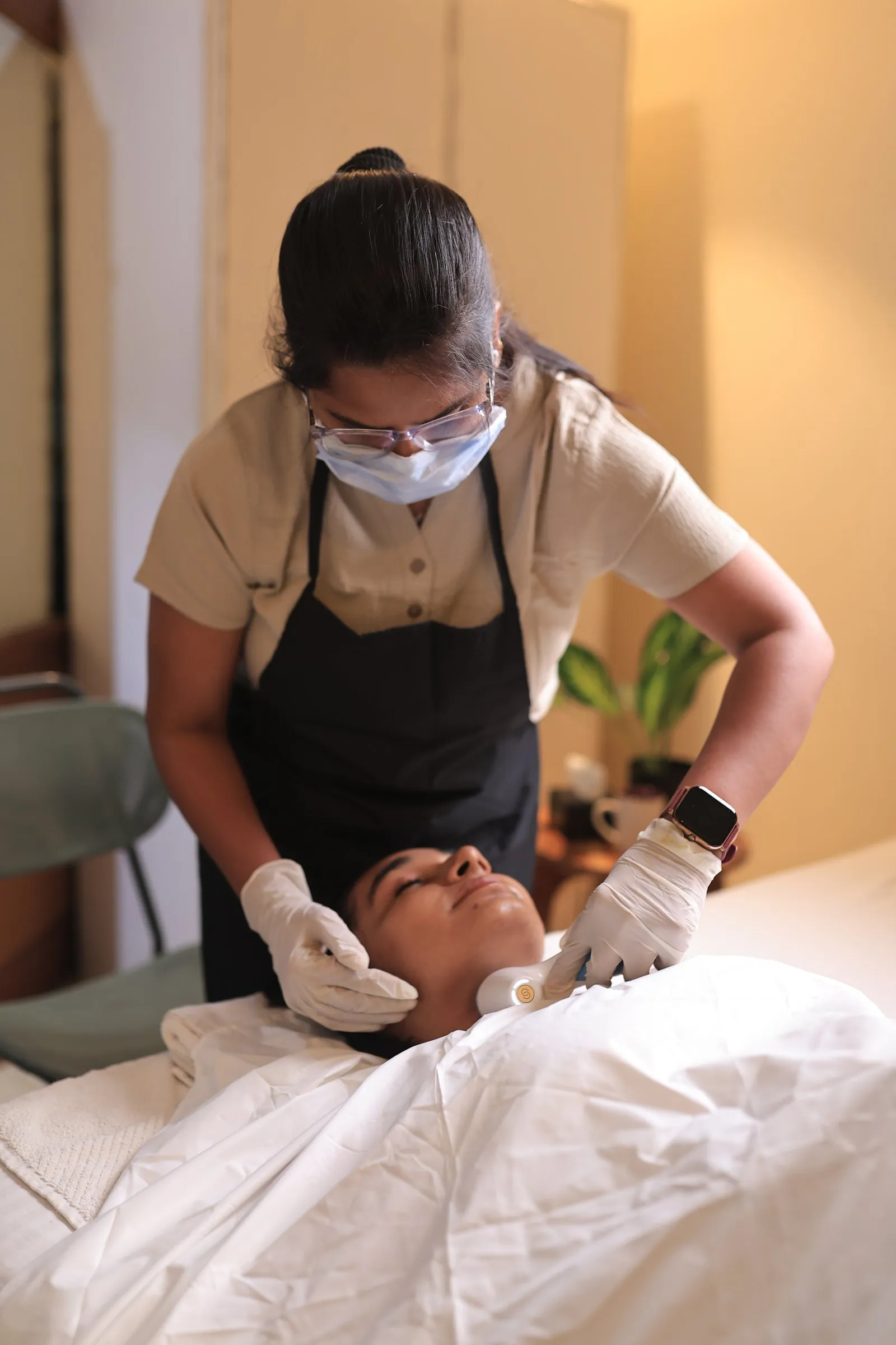 WWI facial preparation and care.